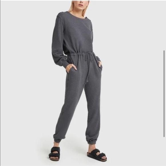 XIRENA Jenn Fleece Jumpsuit Cream One Piece Sweatsuit Tan Large - Picture 2 of 12